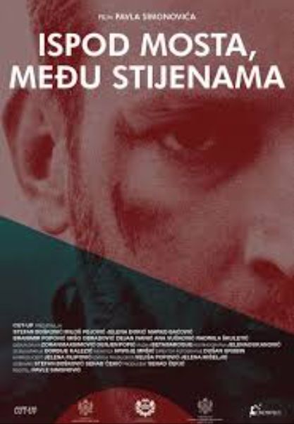 Ispod mosta, medju stijenama
